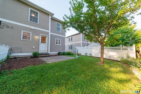 9 Englewood Avenue West Hartford CT 06110