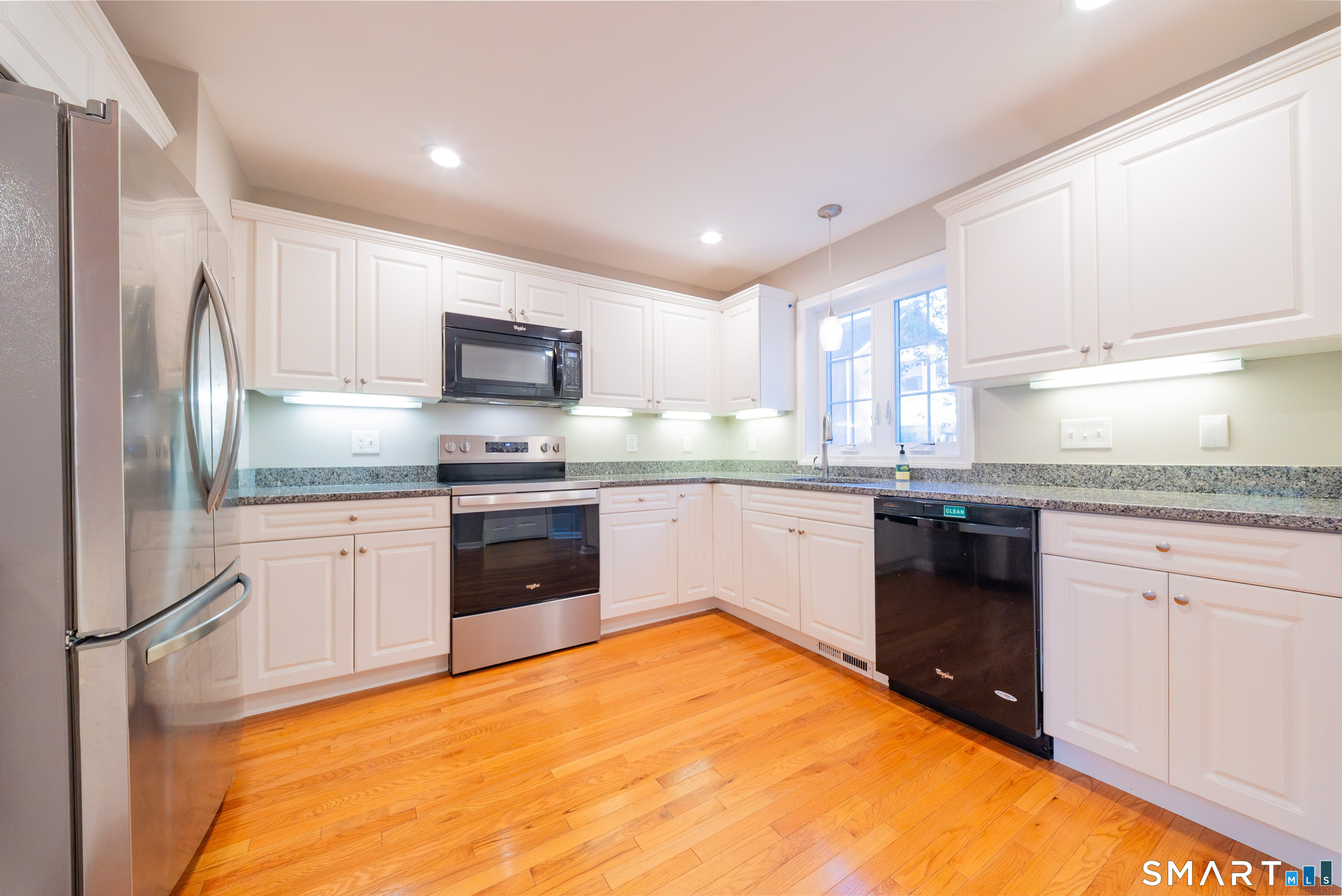 9 Englewood Avenue West Hartford CT 06110