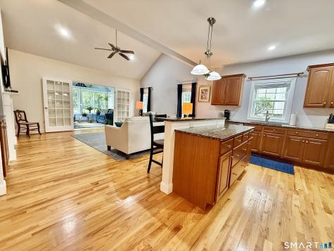 130 Meadow Brook Road Oxford CT 06478