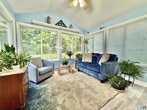 130 Meadow Brook Road Oxford CT 06478