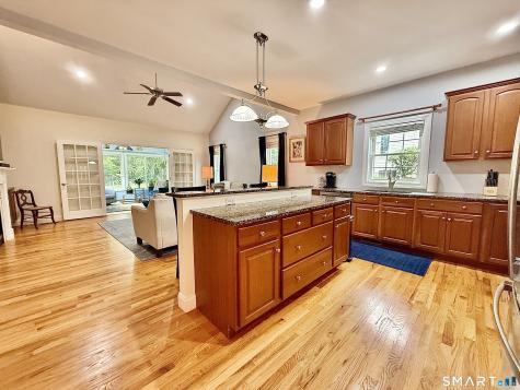 130 Meadow Brook Road Oxford CT 06478