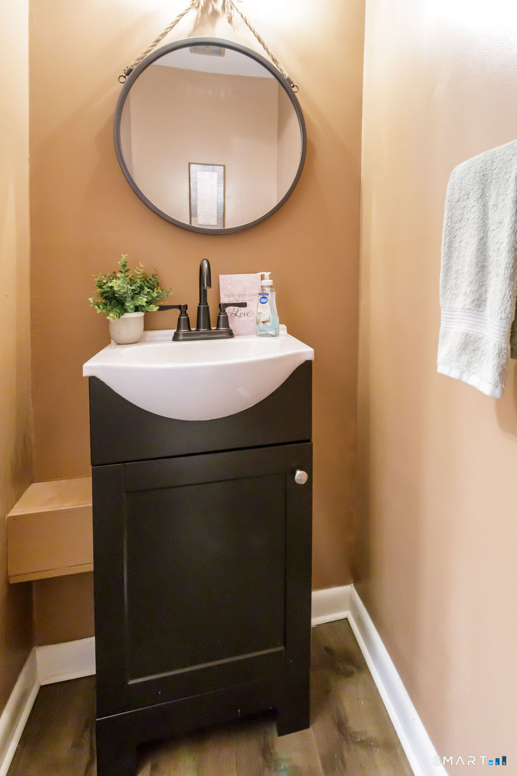 406 Cedar Hollow Drive Rocky Hill CT 06067
