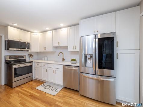 584 Hope Street Stamford CT 06907