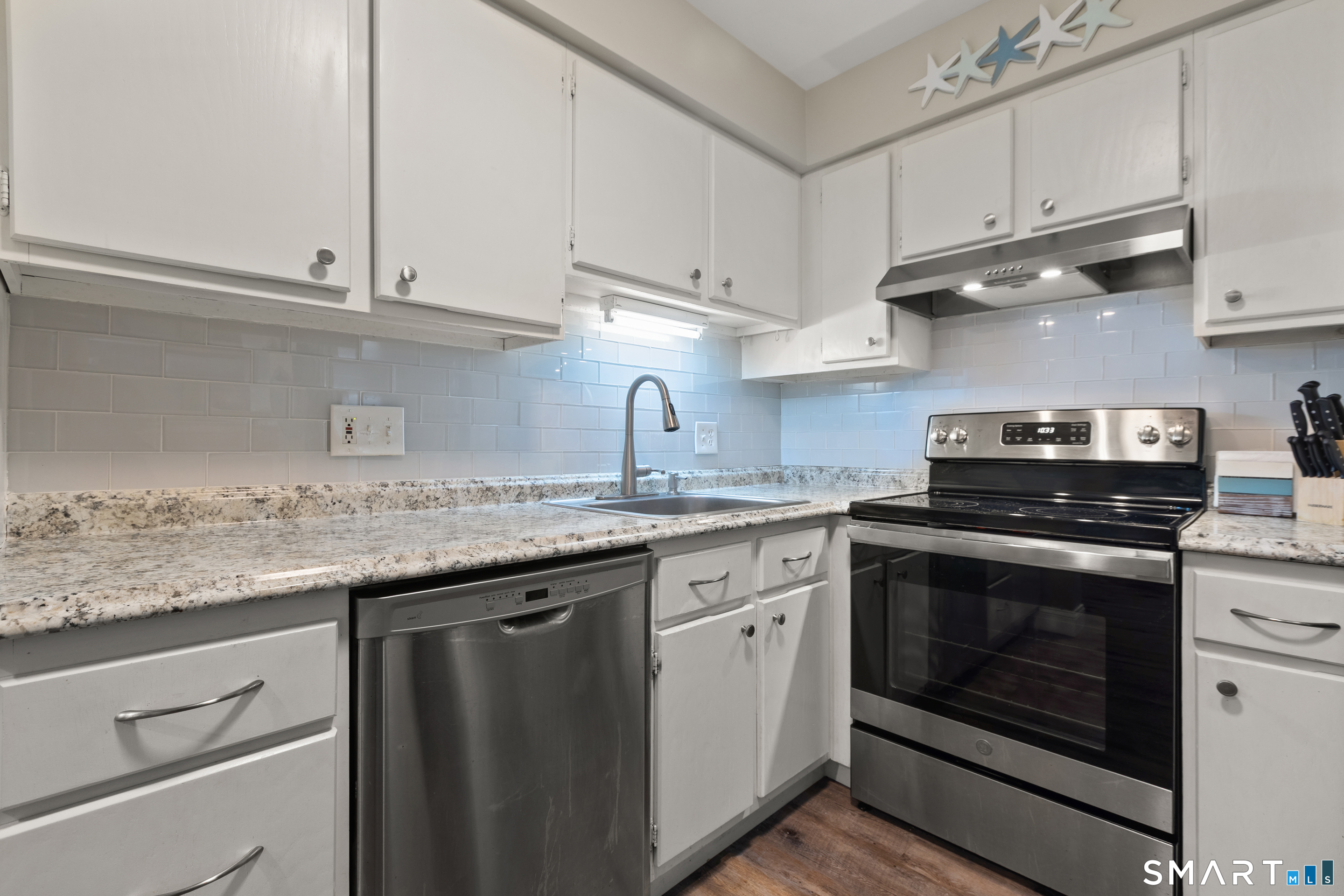 92 Limewood Avenue Branford CT 06405