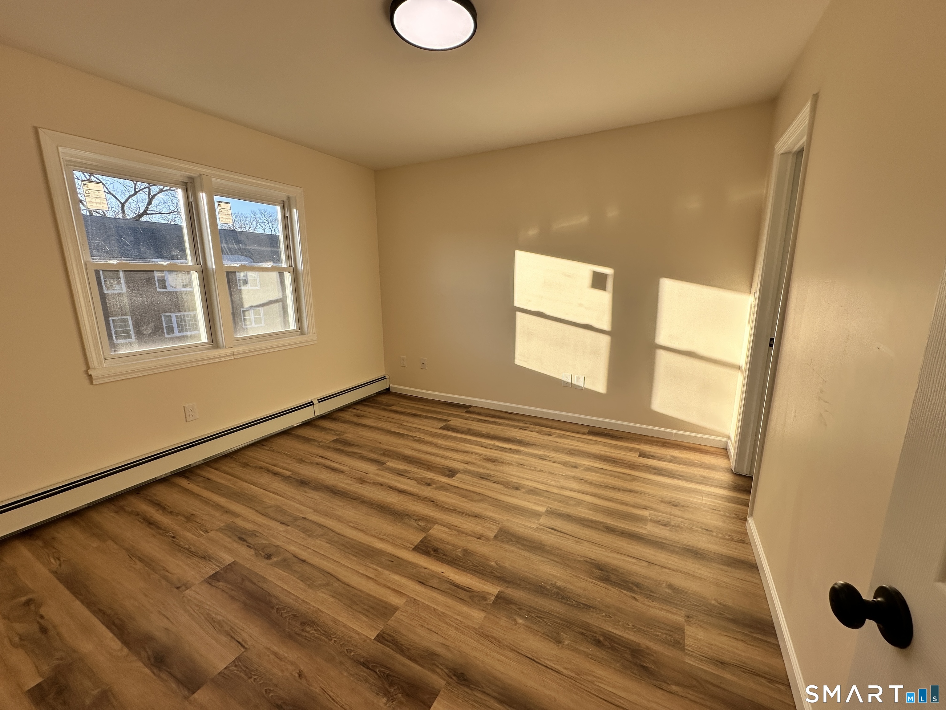 509 Burnside Avenue East Hartford CT 06108