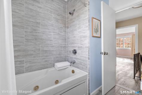 31 Salem Walk Milford CT 06460