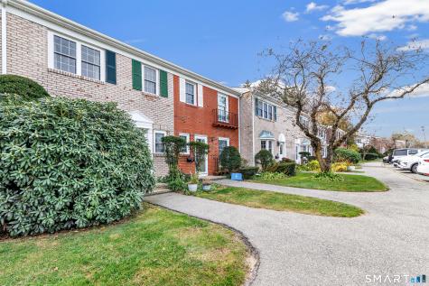 31 Salem Walk Milford CT 06460