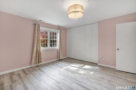 31 Salem Walk Milford CT 06460