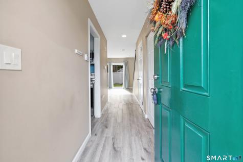 31 Salem Walk Milford CT 06460
