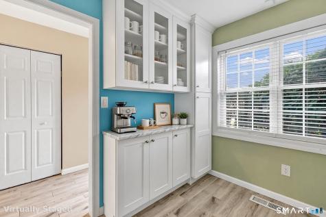 31 Salem Walk Milford CT 06460