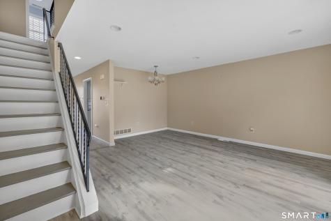 31 Salem Walk Milford CT 06460