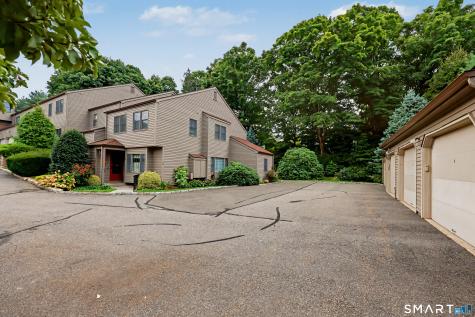 39 Lambert Common Wilton CT 06897