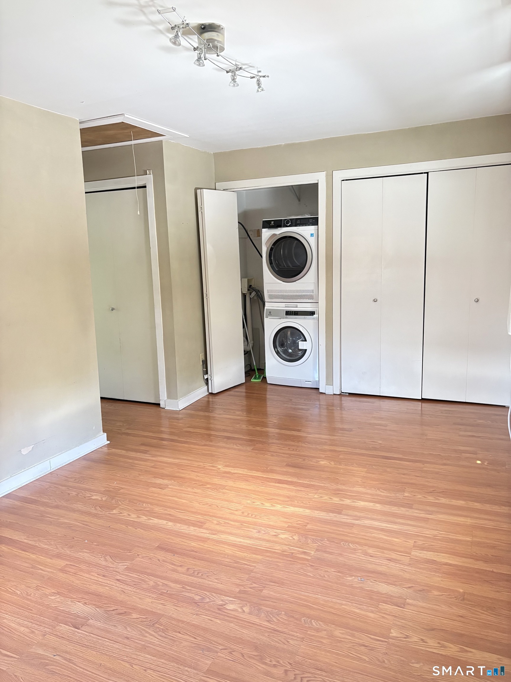 32 Pine Street Norwalk CT 06854