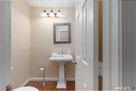 75 Tunxis Village Farmington CT 06032