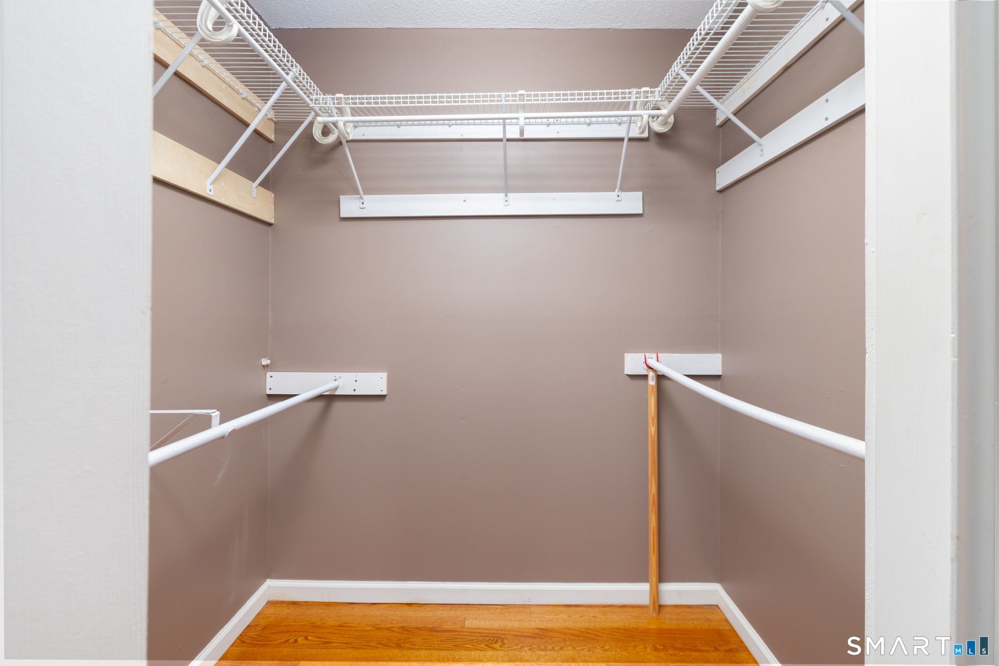75 Tunxis Village Farmington CT 06032