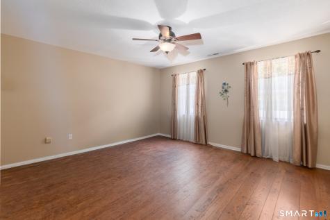 75 Tunxis Village Farmington CT 06032
