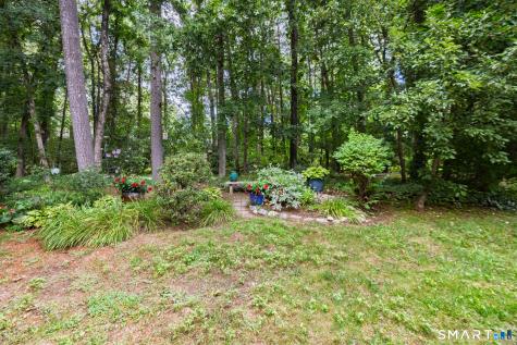75 Tunxis Village Farmington CT 06032