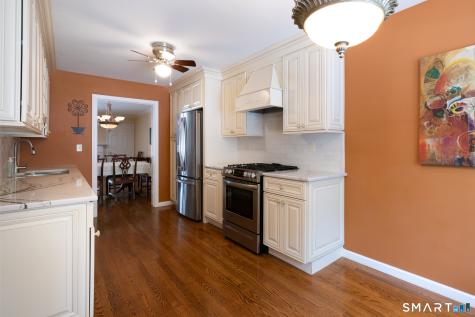 75 Tunxis Village Farmington CT 06032