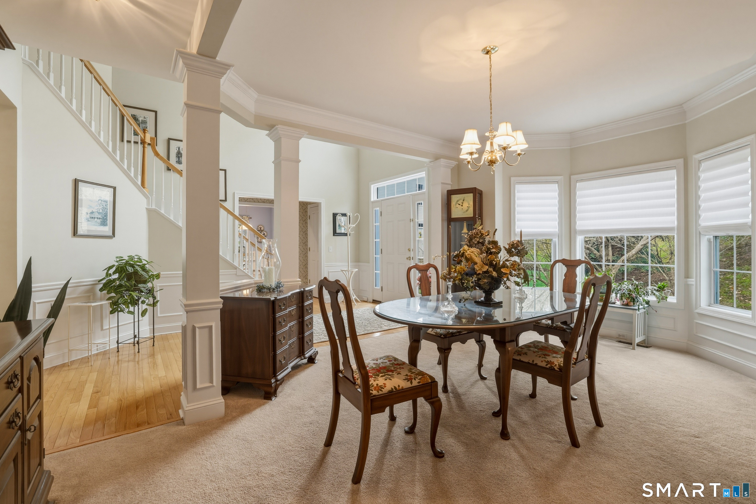 20 Meadowview Court Canton CT 06019