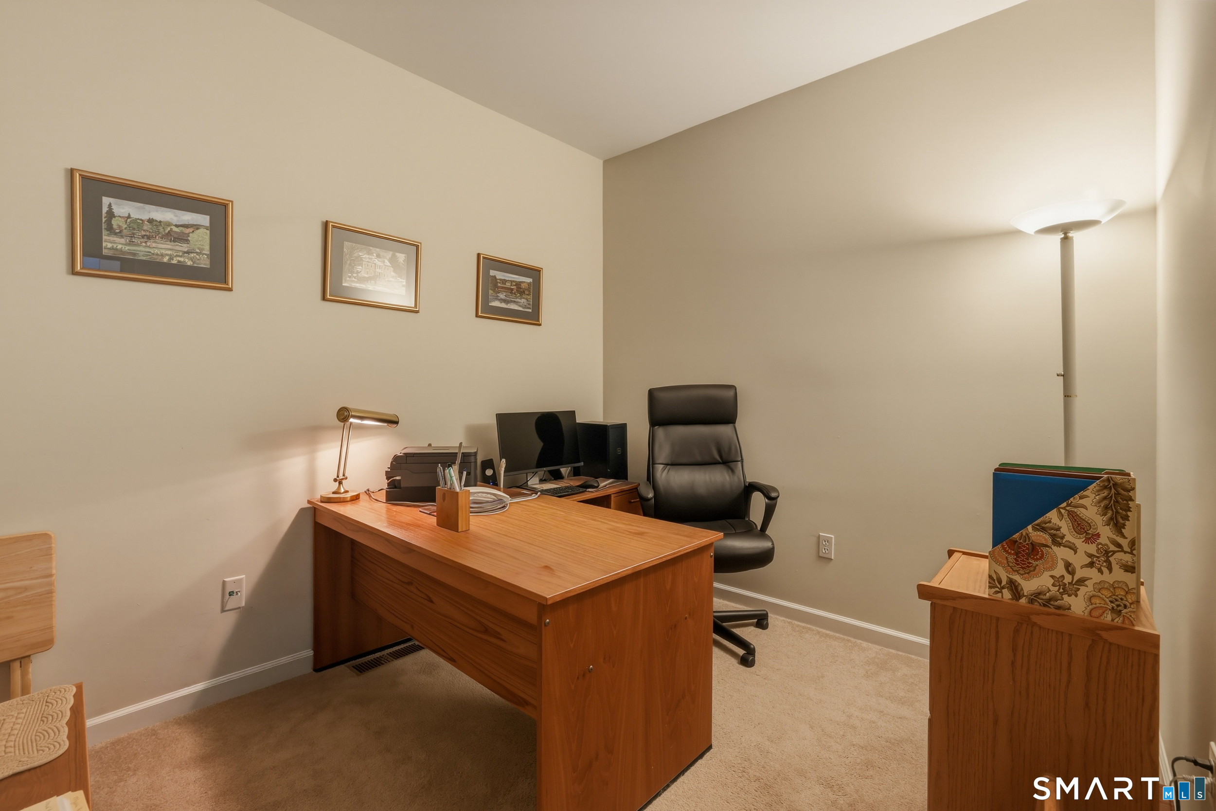 20 Meadowview Court Canton CT 06019