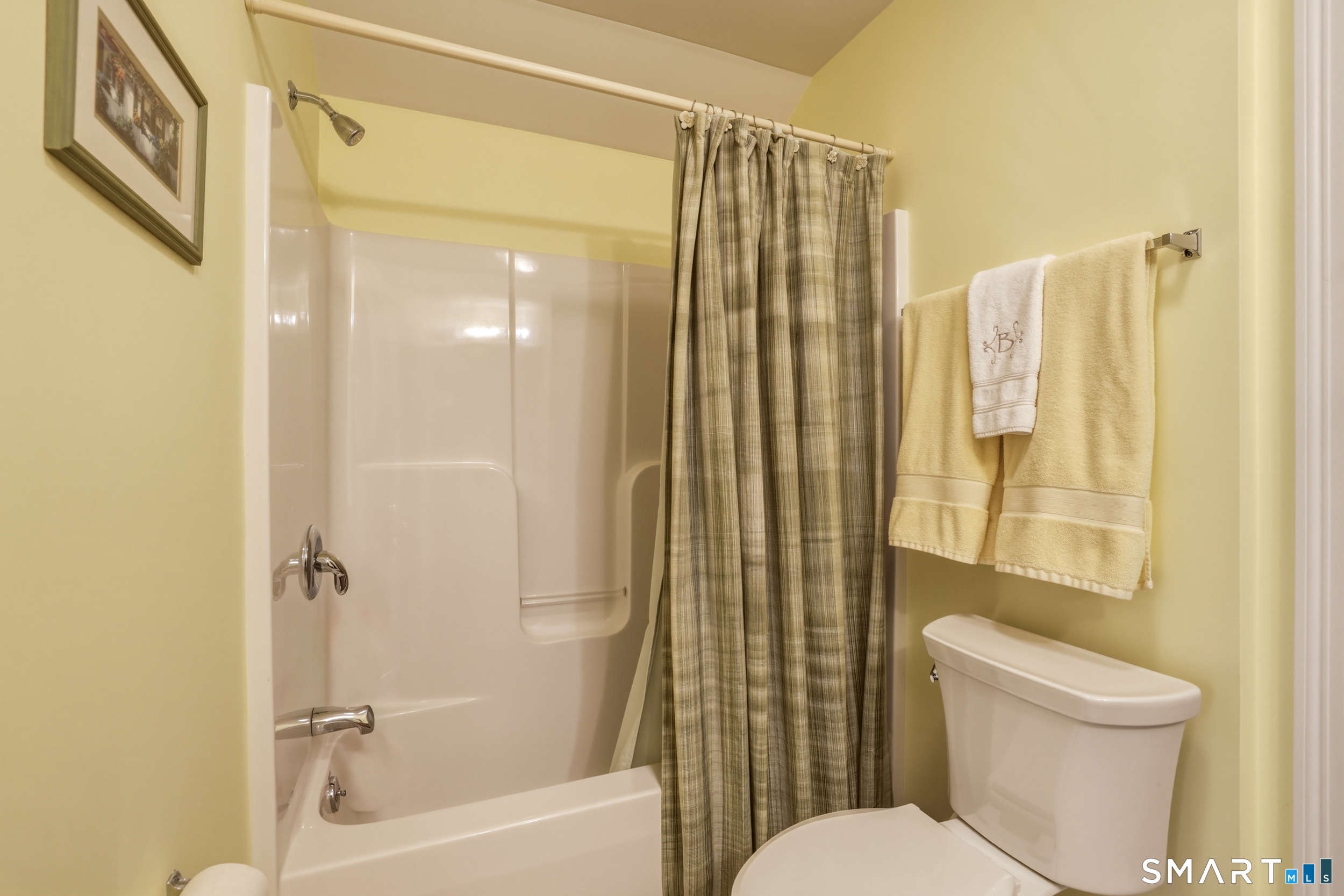 20 Meadowview Court Canton CT 06019