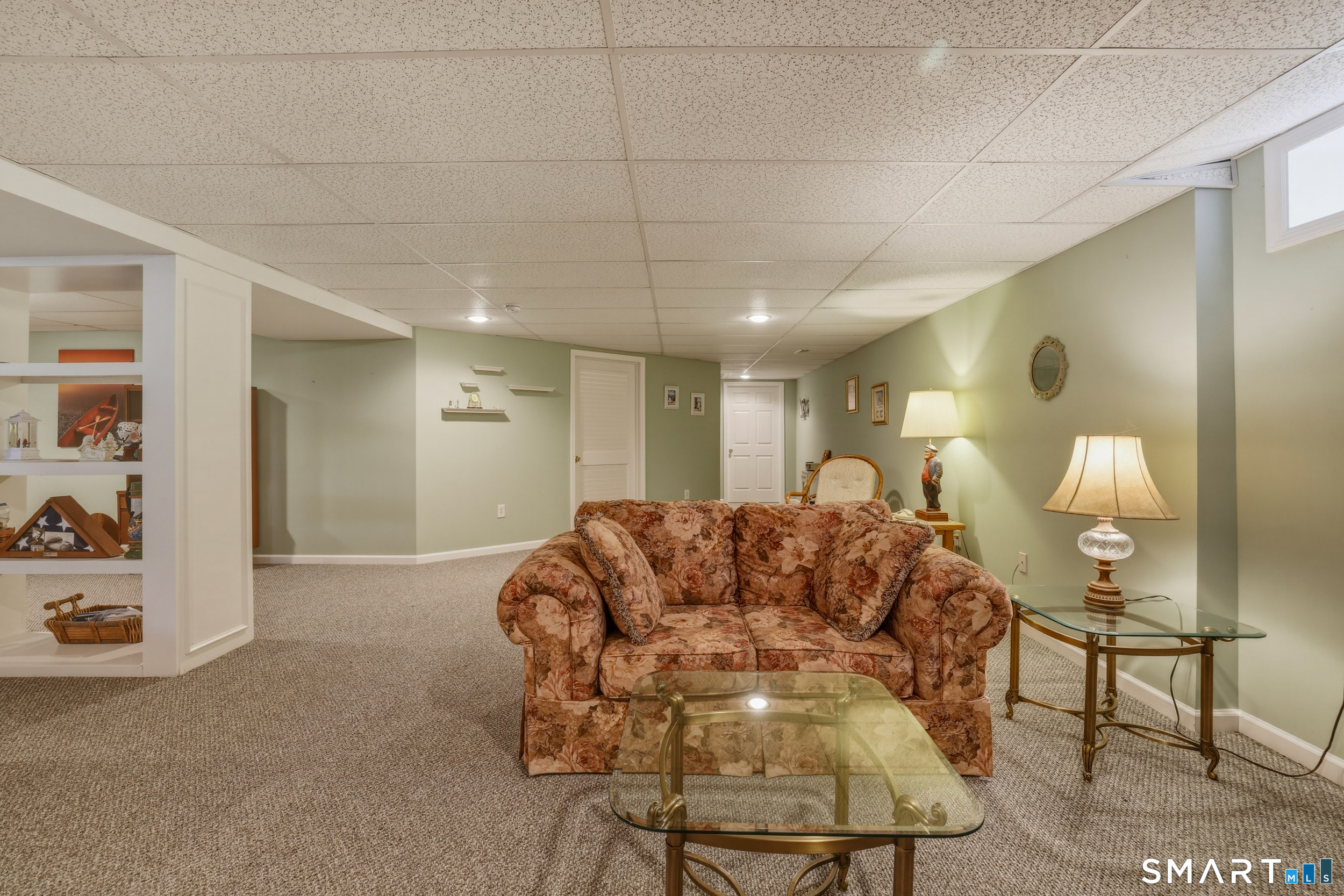 20 Meadowview Court Canton CT 06019
