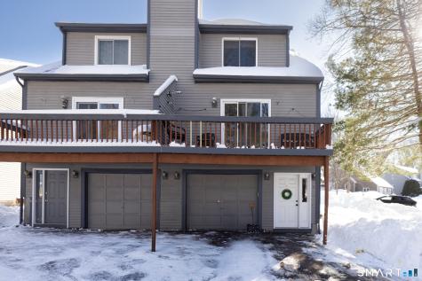 32 Woodland Court Meriden CT 06450