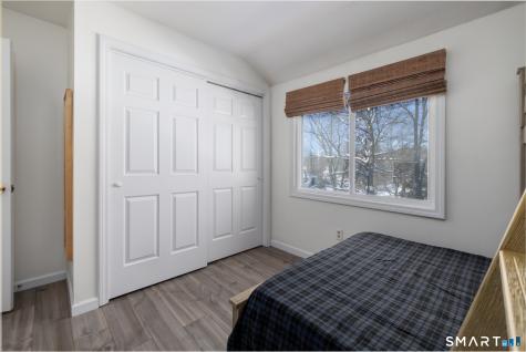 32 Woodland Court Meriden CT 06450