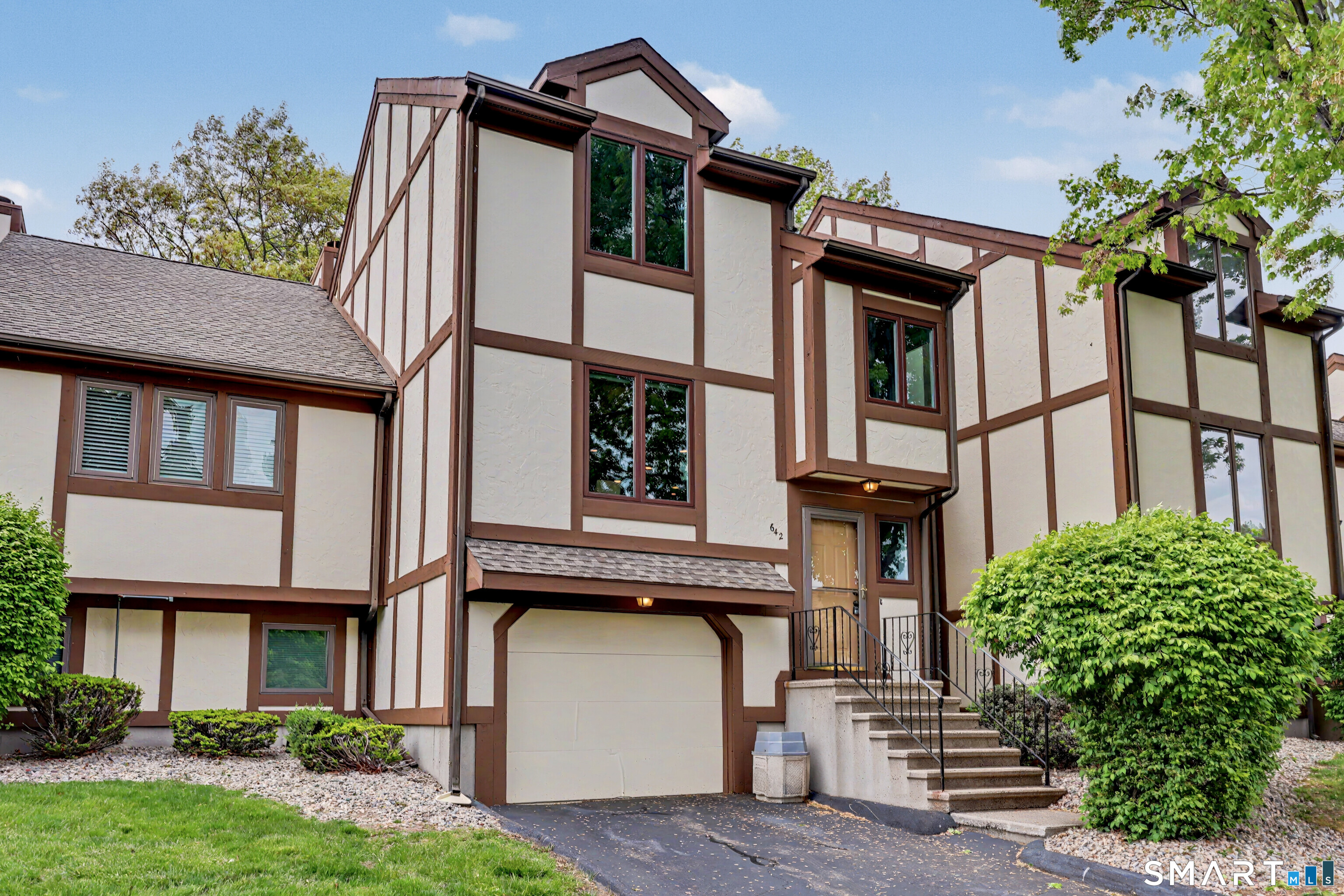 690 Forest Road West Haven CT 06516