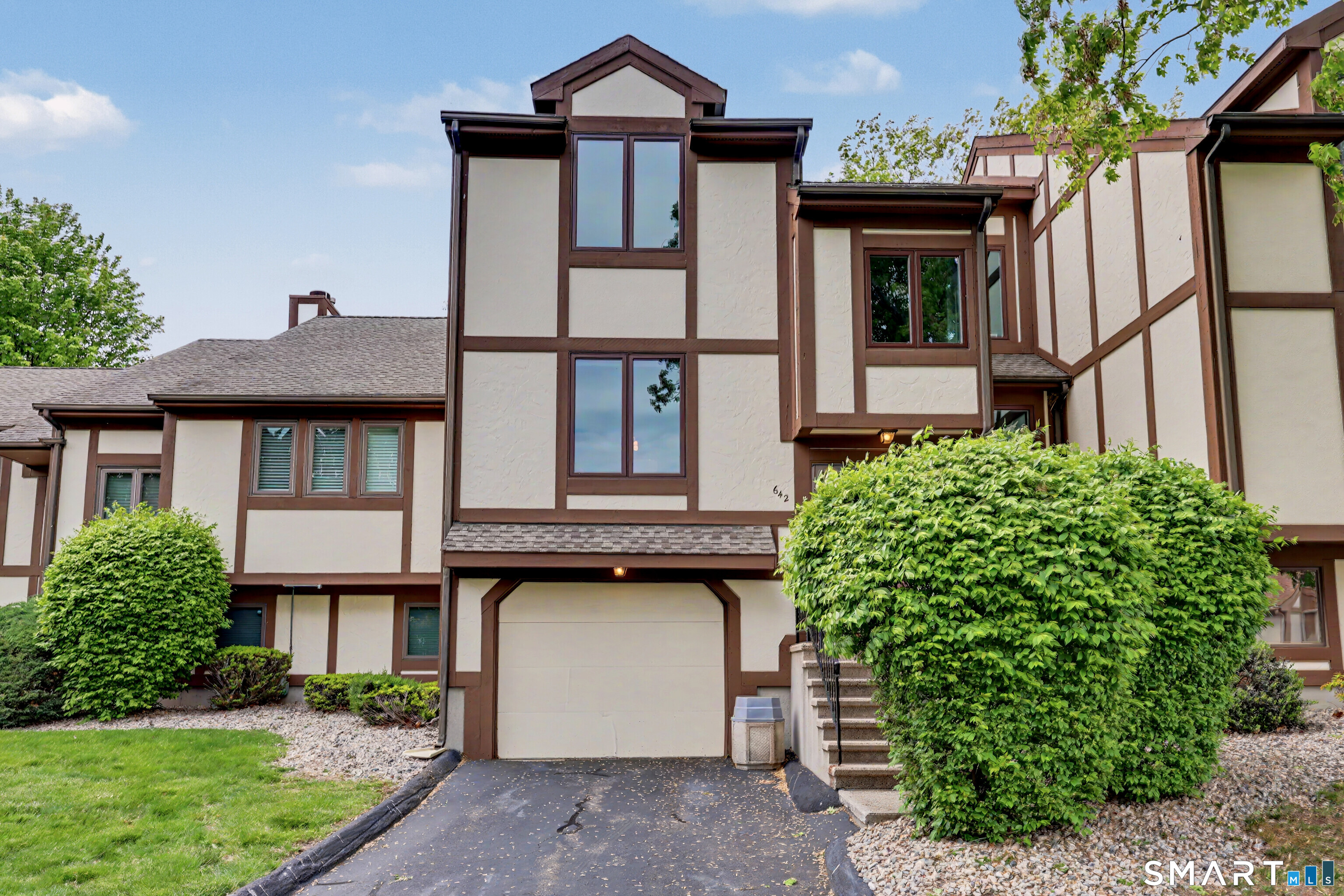 690 Forest Road West Haven CT 06516