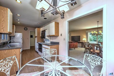 690 Forest Road West Haven CT 06516