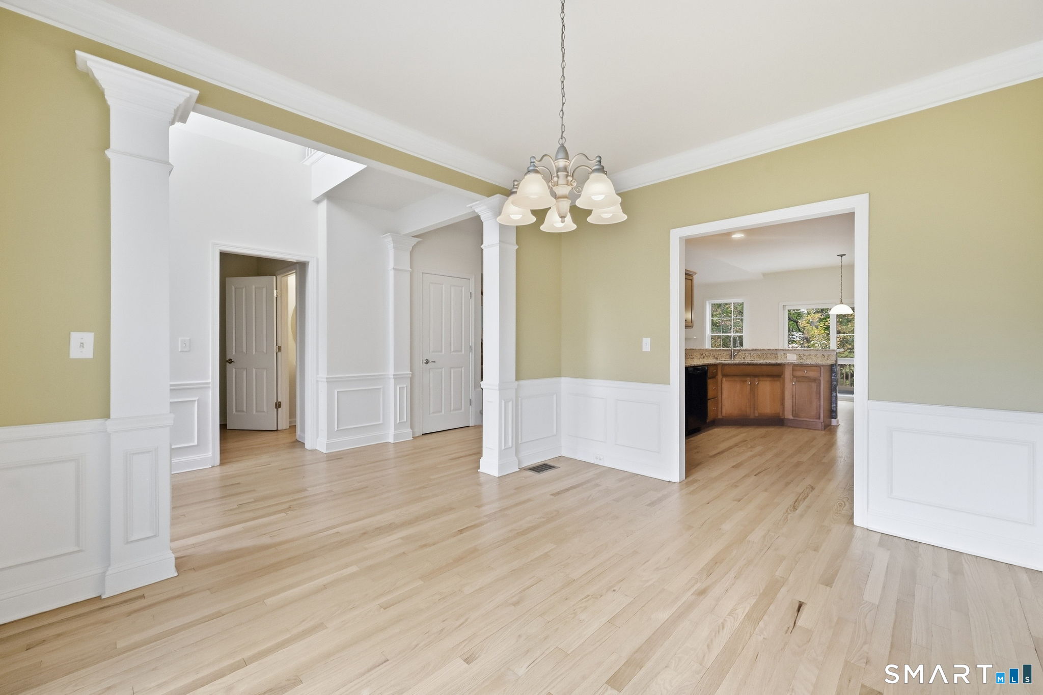 82 Barkledge Drive Newington CT 06111