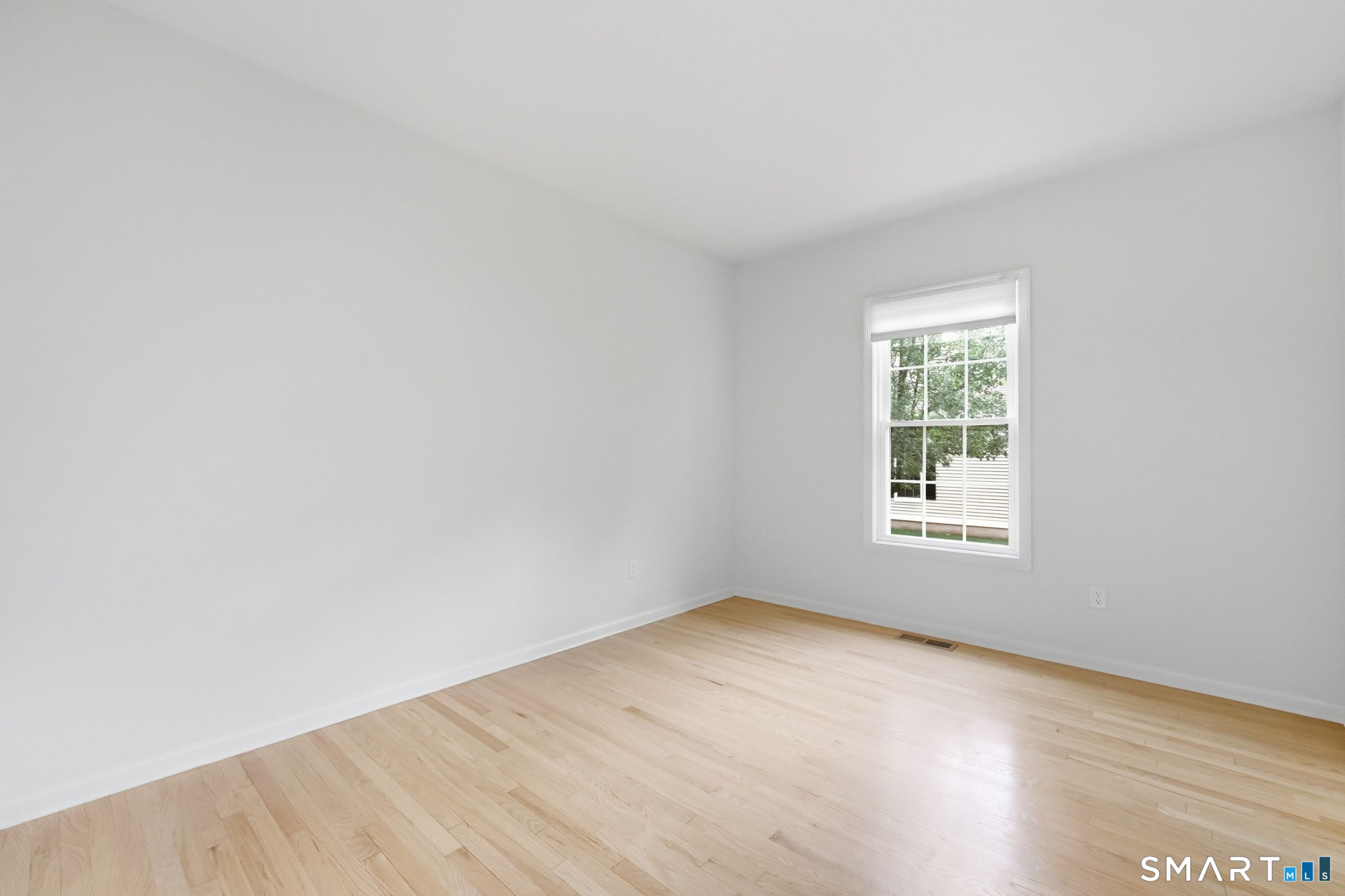 82 Barkledge Drive Newington CT 06111
