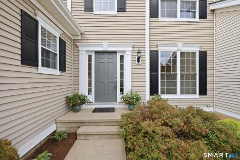 82 Barkledge Drive Newington CT 06111