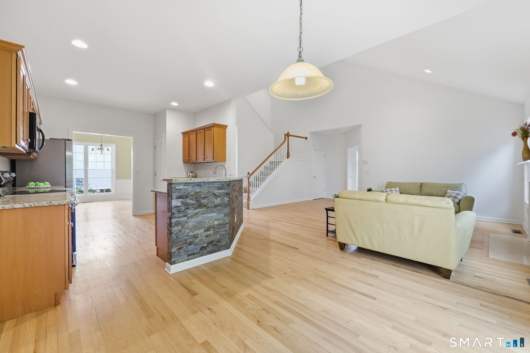 82 Barkledge Drive Newington CT 06111