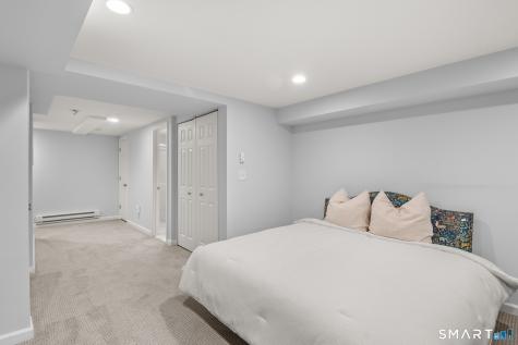 68 Lakeview Avenue New Canaan CT 06840