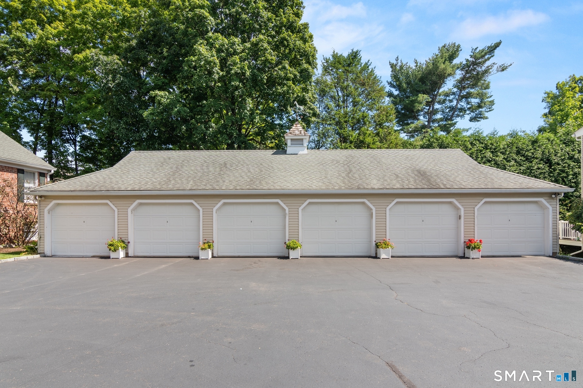 68 Lakeview Avenue New Canaan CT 06840