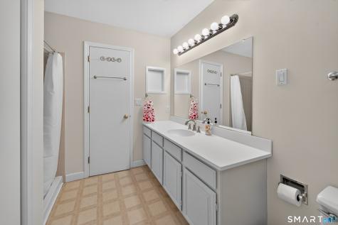 46 Fawn Ridge Lane Wilton CT 06897