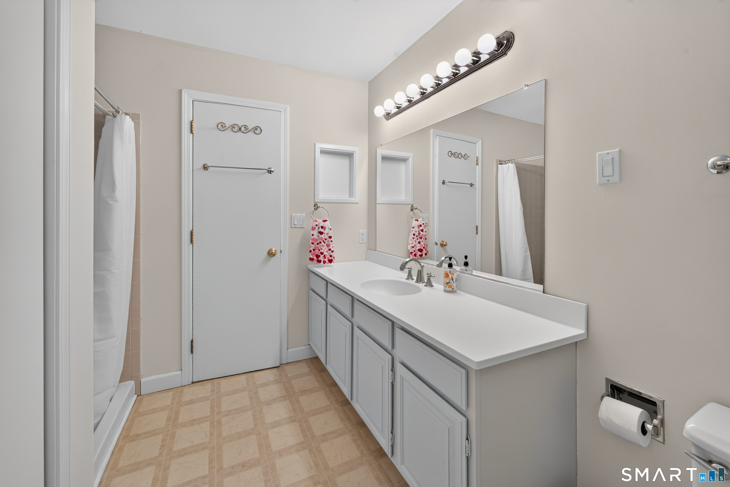 46 Fawn Ridge Lane Wilton CT 06897