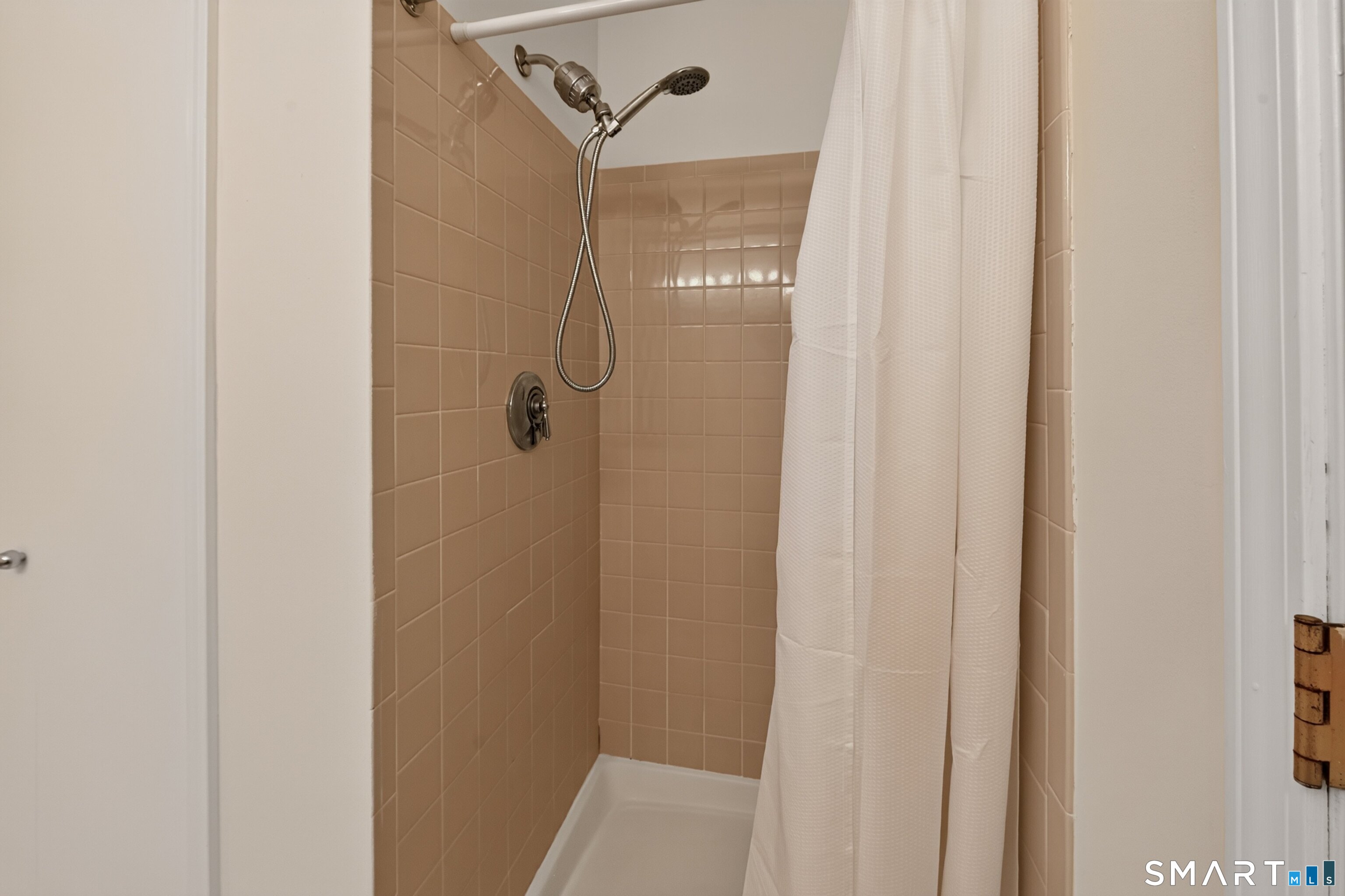 46 Fawn Ridge Lane Wilton CT 06897