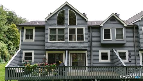 46 Fawn Ridge Lane Wilton CT 06897