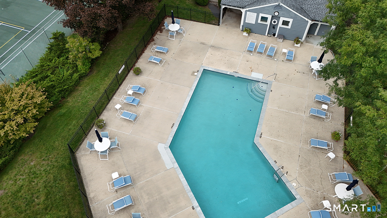 46 Fawn Ridge Lane Wilton CT 06897