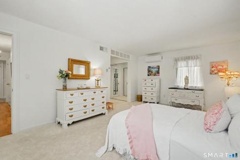 4 Heritage Circle Southbury CT 06488
