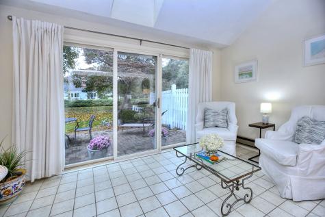 220 Lansdowne Westport CT 06880