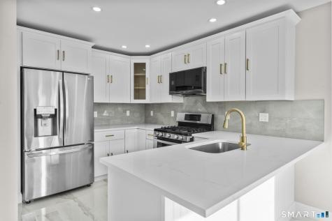 23 Birch Lane East Haven CT 06513