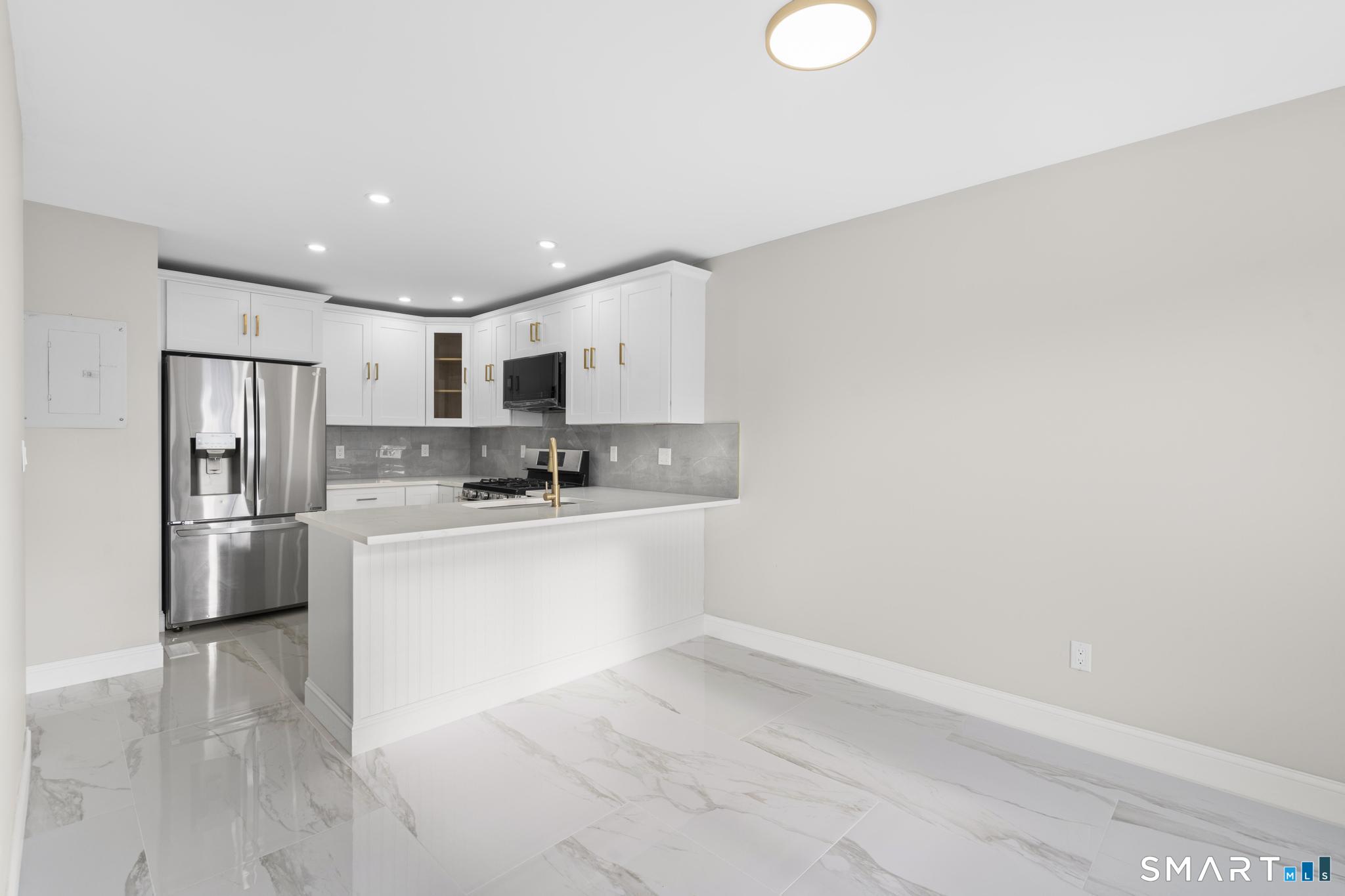 23 Birch Lane East Haven CT 06513