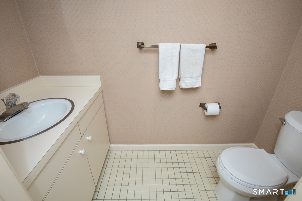 1301 Metacomet Drive Meriden CT 06450