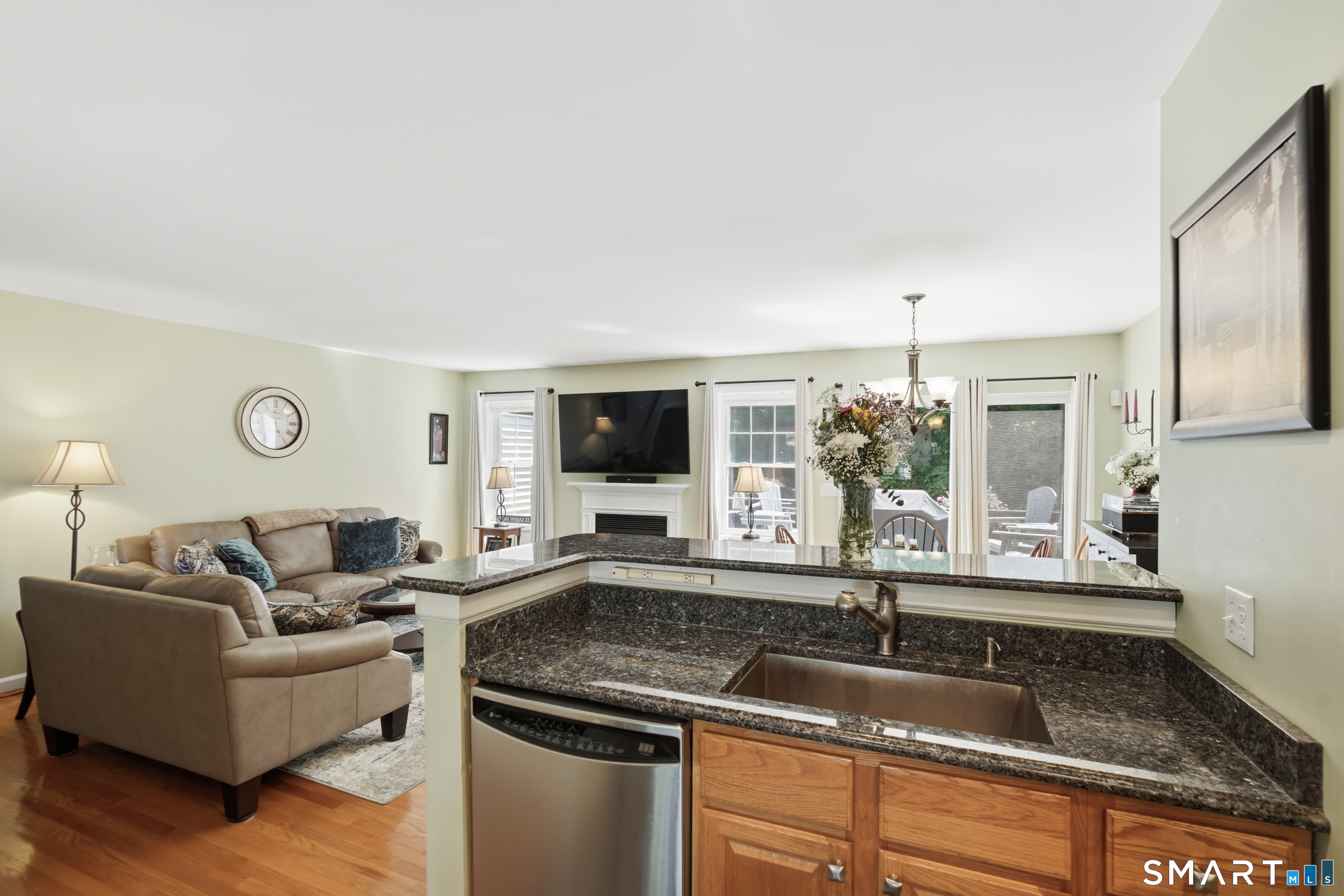 1006 Hancock Drive Danbury CT 06811