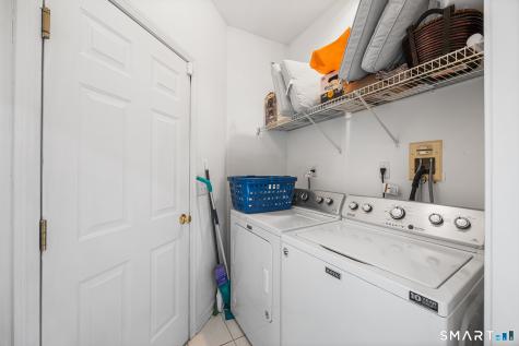 73 Summerfield Gardens Shelton CT 06484