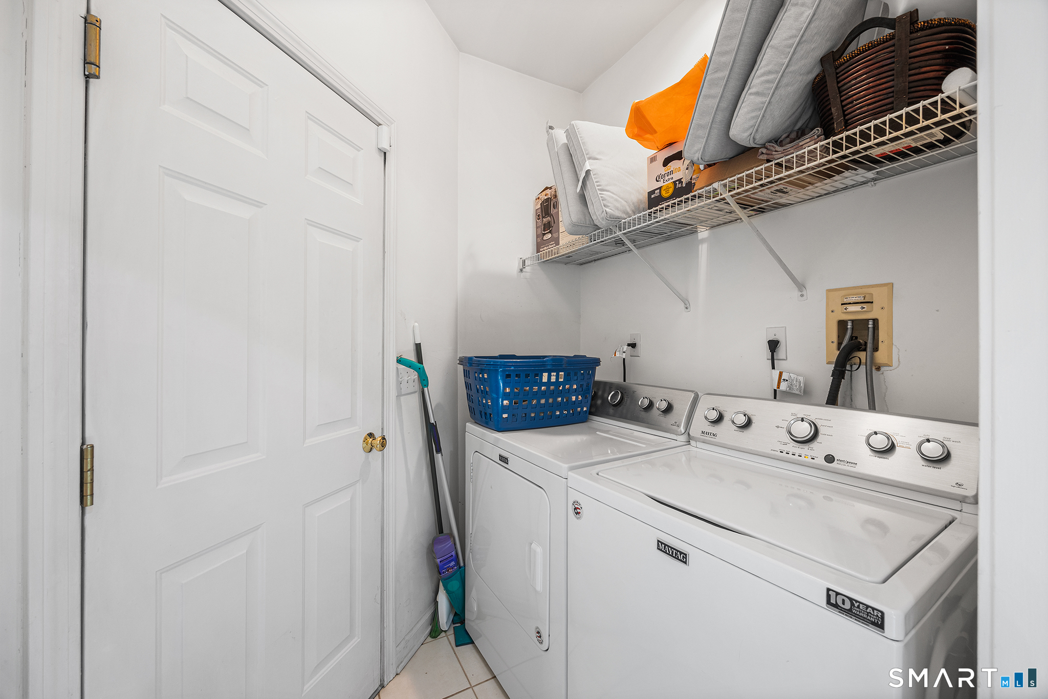 73 Summerfield Gardens Shelton CT 06484